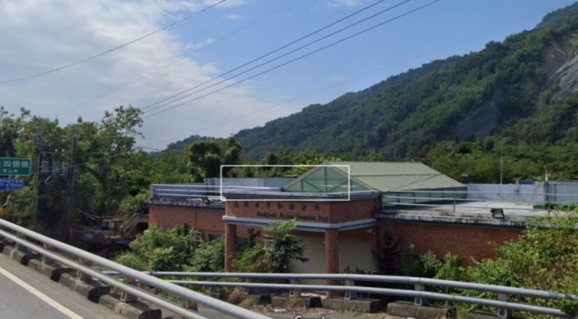 高雄市甲仙游泳池戶外牆面廣告